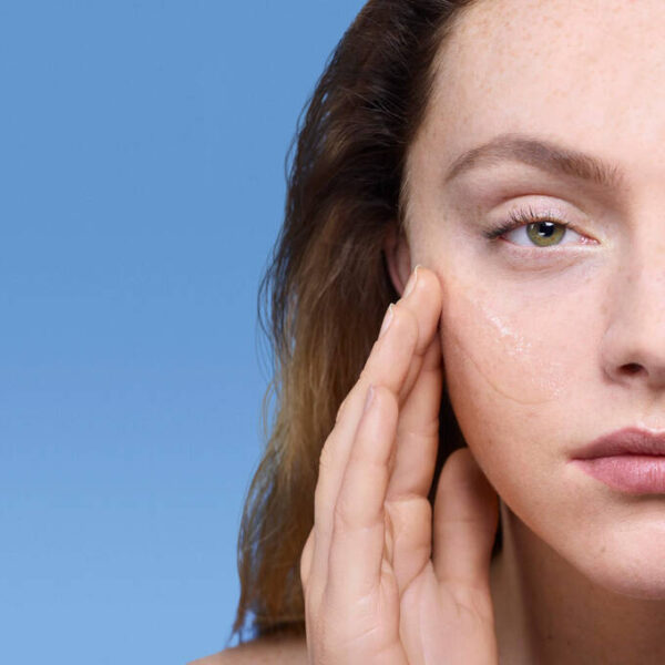 LA Roche Effaclar Ultra Concentrated Serum - Image 5