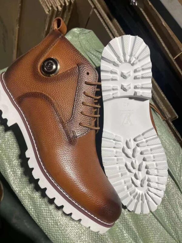 LV leather boots - Image 4